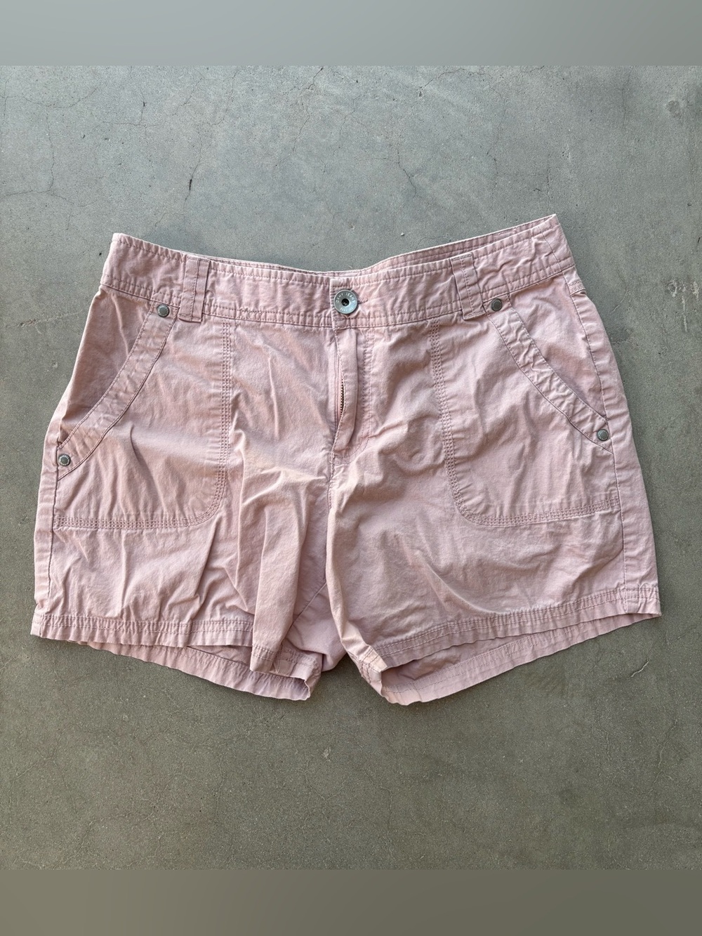 DKNY Light Pink Women's Casual Cotton Cargo Utility Shorts Size 8